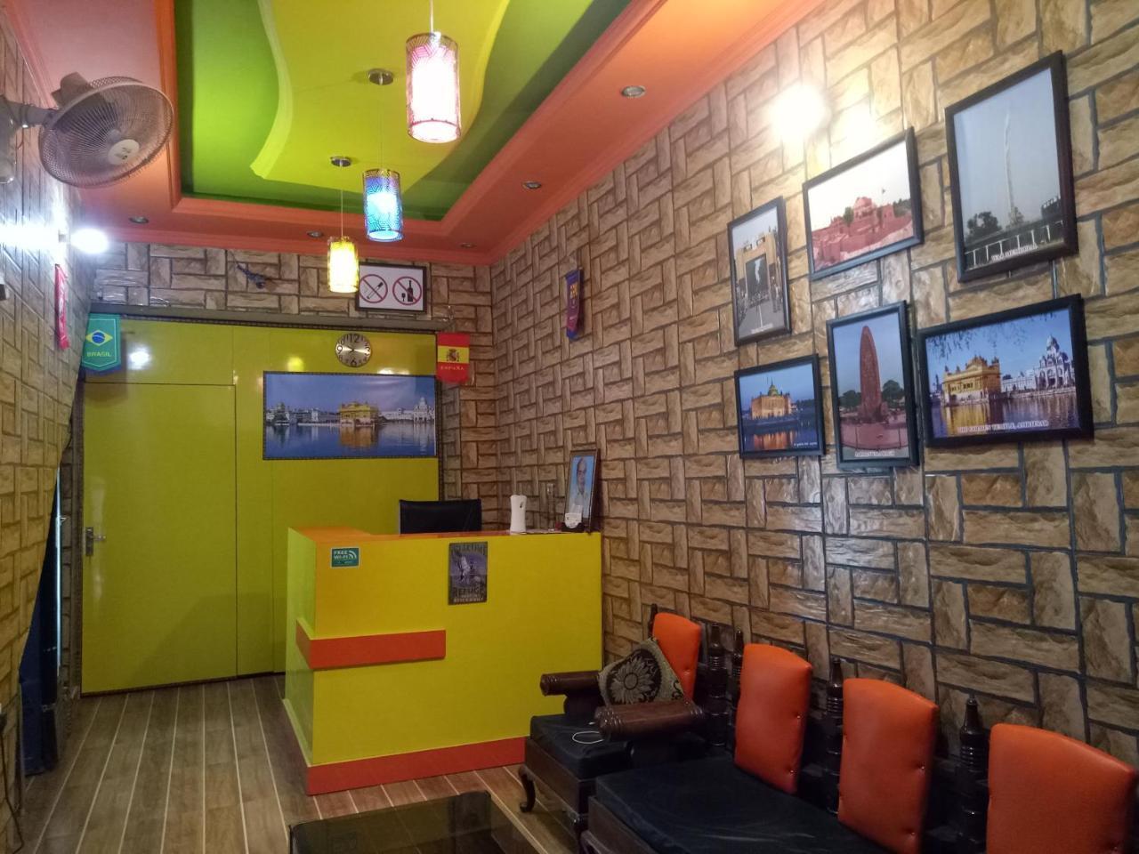 Wow Backpackers Hostels Amritsar Exterior foto